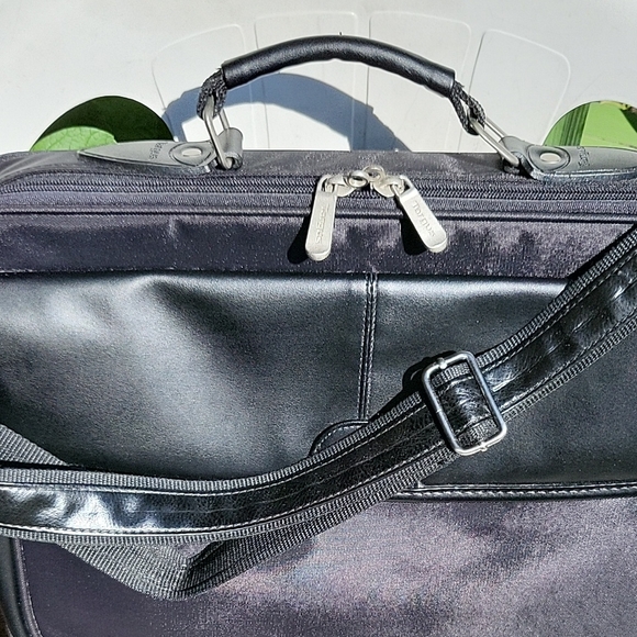 Targus Laptop Bag, Black Canvas, Faux Leather Trim, Unisex, 15.5"x11" - Picture 6 of 15